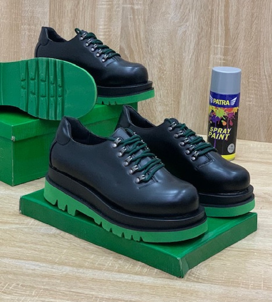 Green and Black Balenciaga Men's Shoe