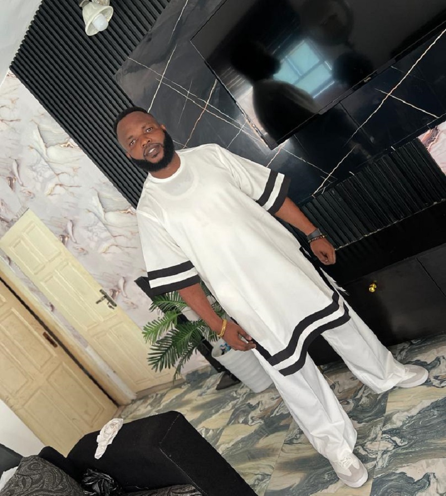 white senator Attire for men